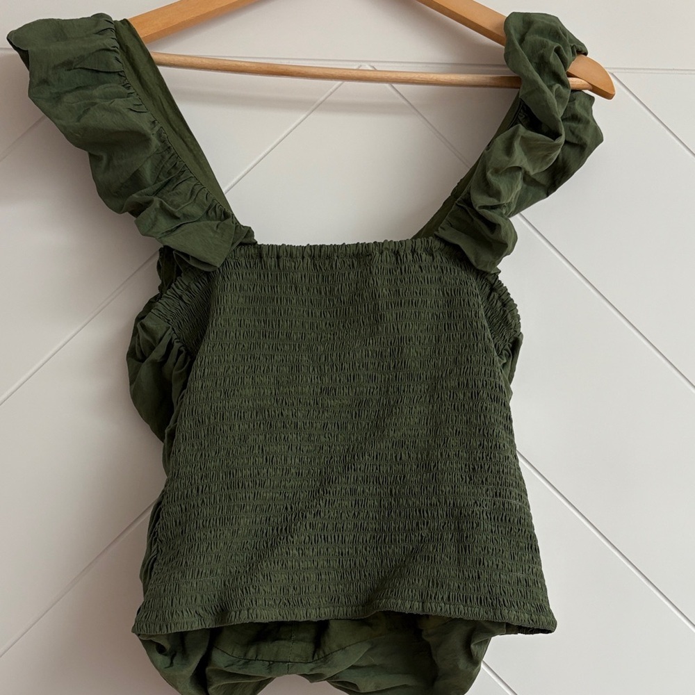 GAP Olive Ruched Tank Top - Picture 3 of 6